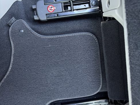 Used 2023 Volkswagen Atlas SE w/ Black Wheel Package image 29