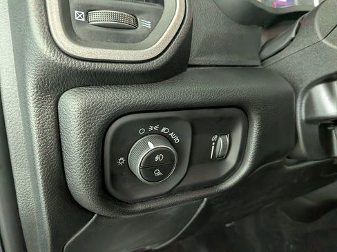 New 2026 RAM 3500 Tradesman AWD/4WD image 15