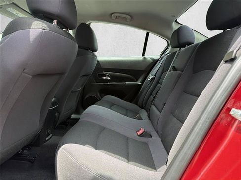 Used 2014 Chevrolet Cruze LT FWD image 22