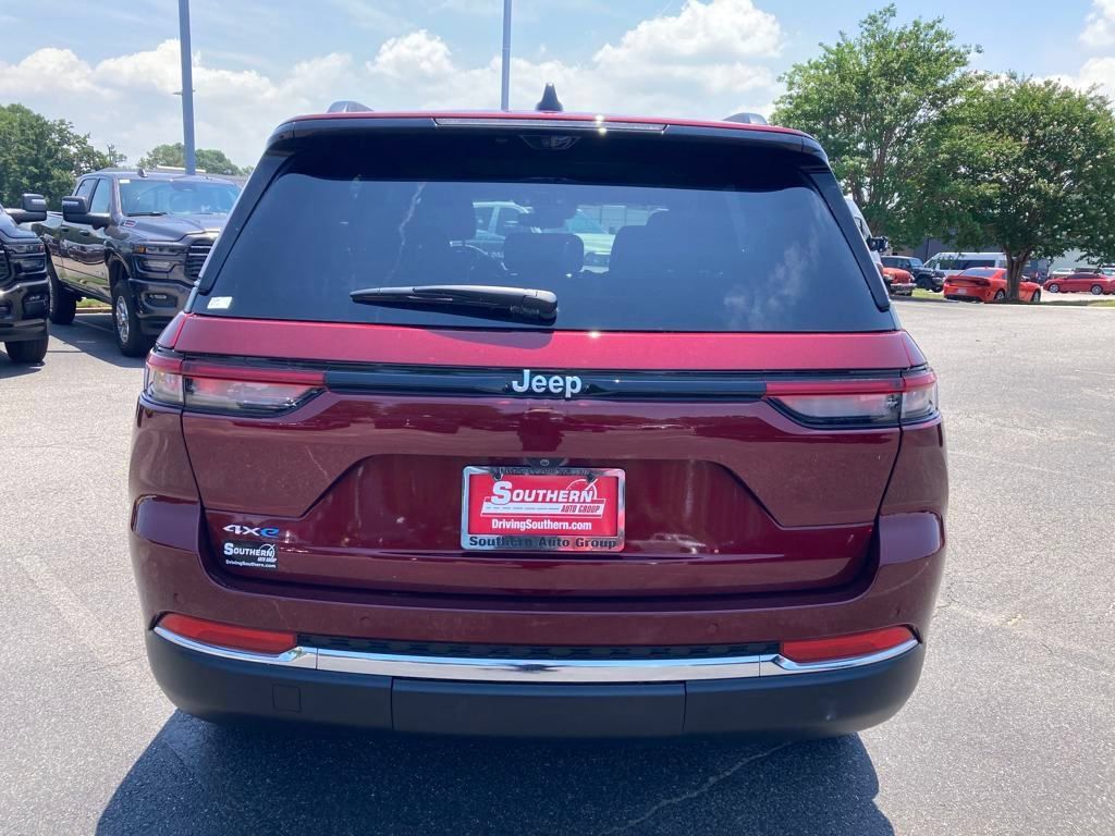 New 2024 Jeep Grand Cherokee Limited 4xe w/ Luxury Tech Group II AWD/4WD image 4