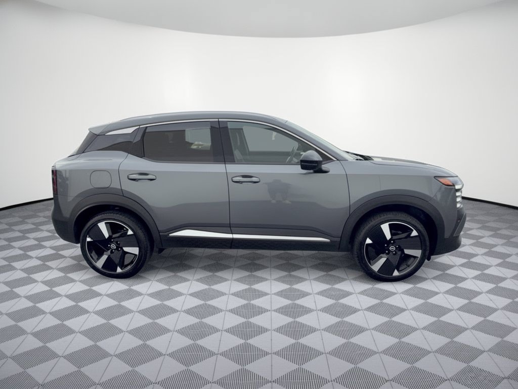 Used 2026 Nissan Kicks SR AWD/4WD image 8