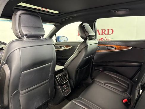 Used 2020 Lincoln Nautilus Reserve FWD image 14