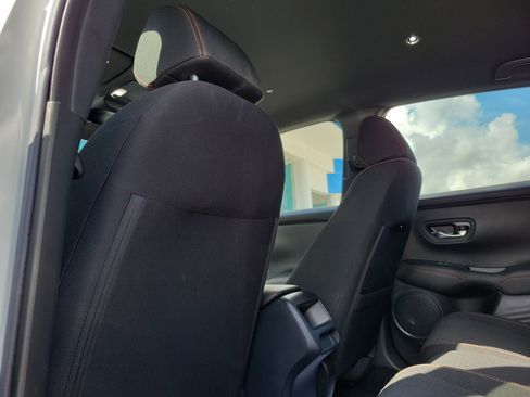 Certified 2024 Honda HR-V Sport image 11