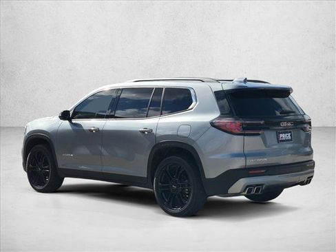 Used 2025 GMC Acadia Elevation w/ Elevation Premium Package FWD image 7