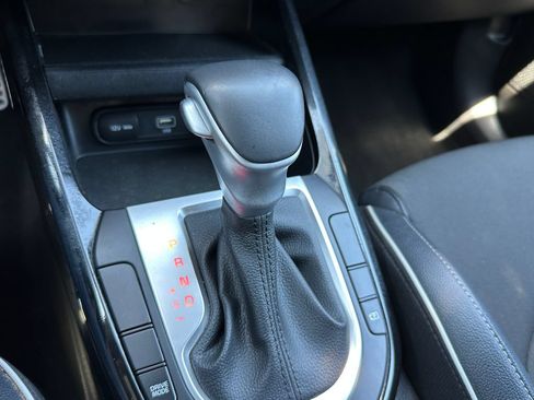 Used 2023 Kia Forte GT-Line FWD image 28