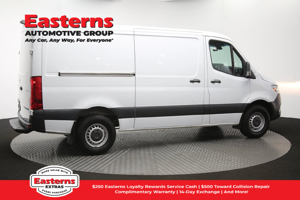 Used 2019 Freightliner Sprinter 2500 RWD image 39