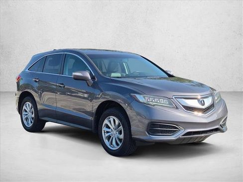 Used 2018 Acura RDX AWD image 3