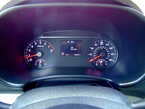 Used 2022 Kia Soul LX image 27