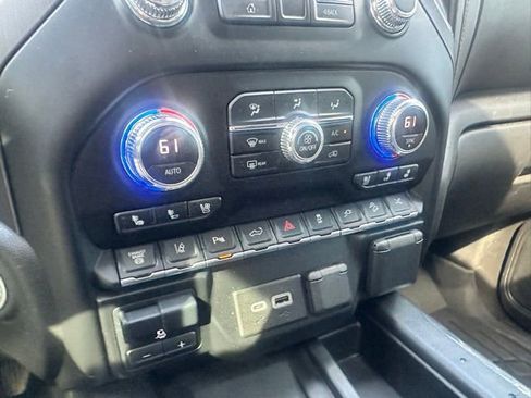 Used 2021 GMC Sierra 2500 AT4 w/ AT4 Premium Plus Package image 30