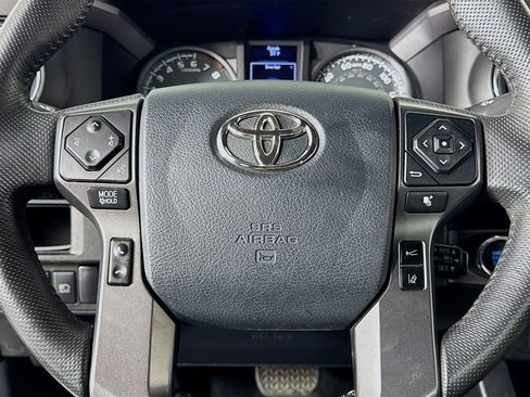 Used 2019 Toyota Tacoma TRD Sport w/ Exterior Package image 36