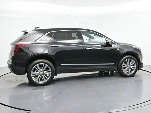 Certified 2025 Cadillac XT5 Premium Luxury AWD/4WD image 8