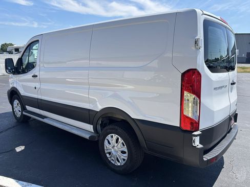 Used 2025 Ford Transit 250 Low Roof w/ Exterior Upgrade Package RWD image 5