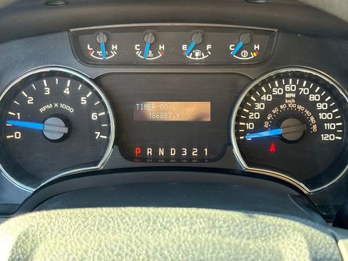 Used 2014 Ford F150 XLT image 23