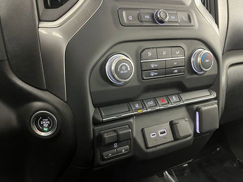 Used 2024 GMC Sierra 2500 Pro image 23