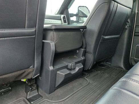 Certified 2022 Ford F250 Lariat w/ Lariat Value Package AWD/4WD image 26