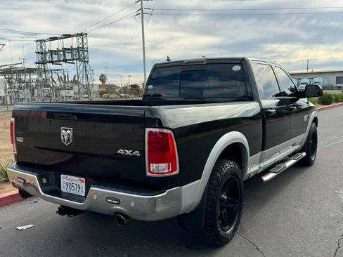 Used 2016 RAM 1500 Laramie w/ Convenience Group AWD/4WD image 9