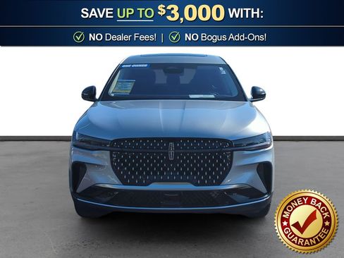 Certified 2025 Lincoln Nautilus Premier w/ Equipment Group 102A image 11