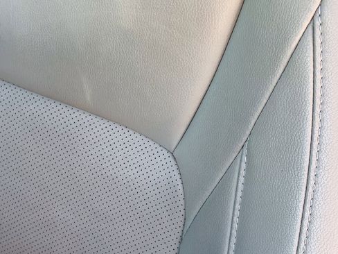 Used 2018 Honda Clarity Touring image 23