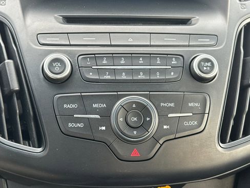 Used 2016 Ford Focus SE image 21