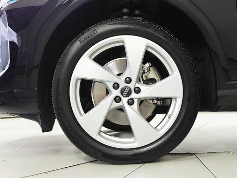 Used 2025 Audi Q5 Premium Plus w/ Premium Plus image 5