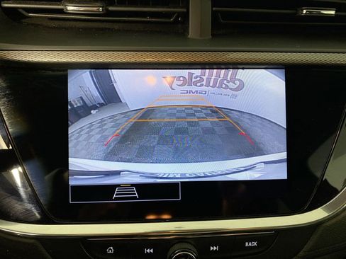 Used 2023 Buick Encore GX Select w/ Sport Touring Package image 17