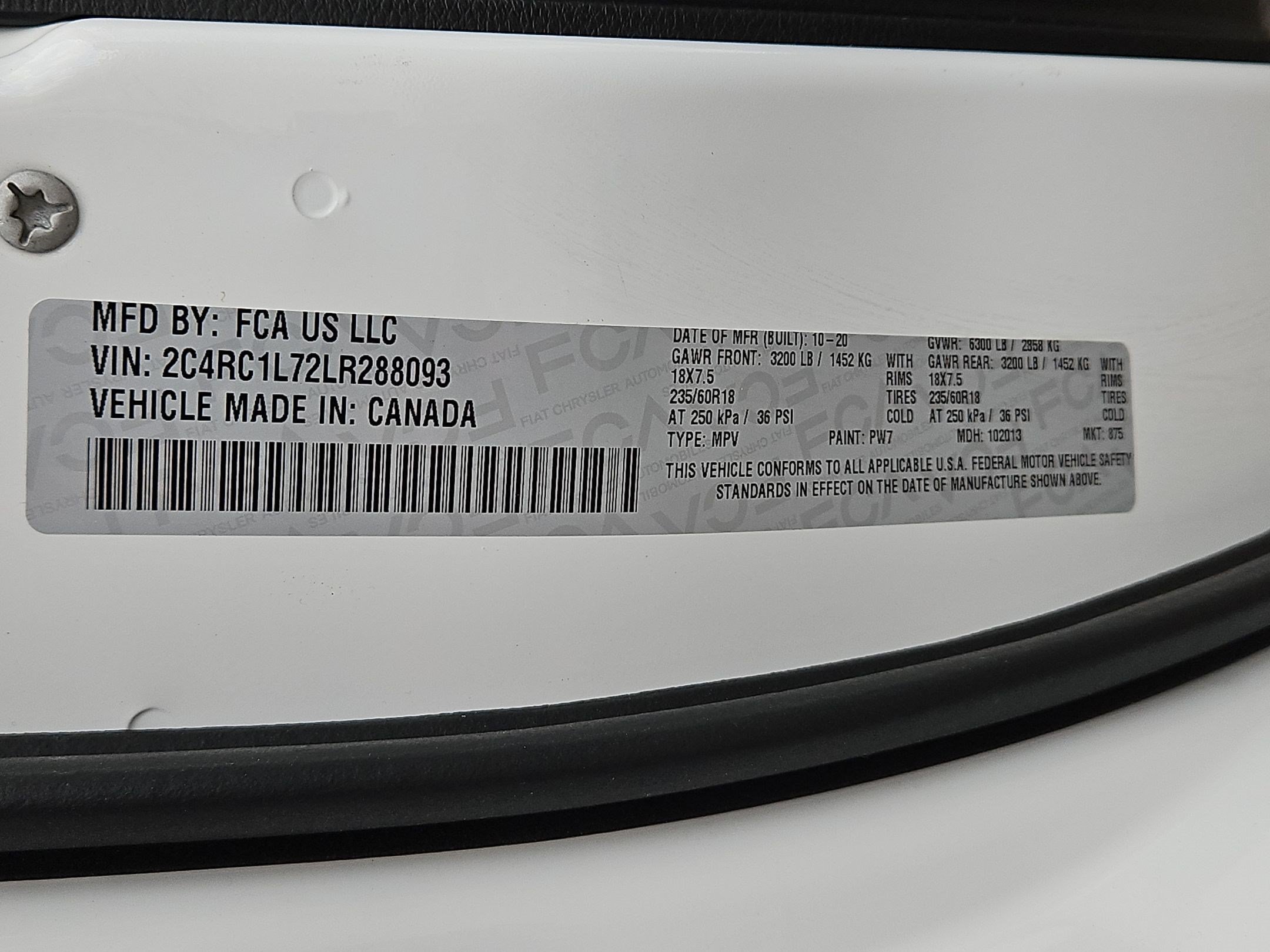 Used 2020 Chrysler Pacifica Touring-L FWD image 32