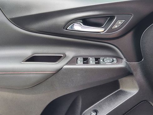 Used 2022 Chevrolet Equinox RS w/ RS Leather Package FWD image 25