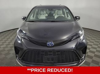 Used 2025 Toyota Sienna XSE w/ XSE Plus Package AWD/4WD video 2