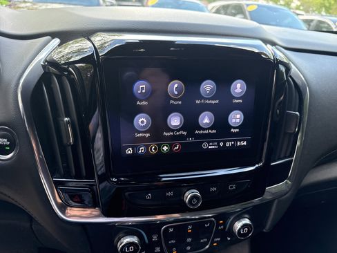 Used 2023 Chevrolet Traverse LT FWD image 27