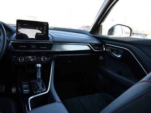 Certified 2025 Acura ADX A-Spec image 22