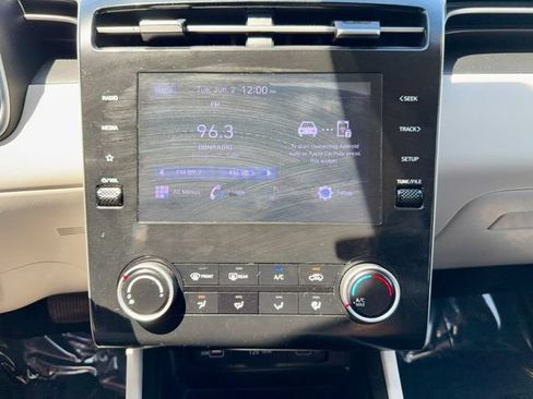 Used 2022 Hyundai Tucson SE w/ Cargo Package AWD/4WD image 19
