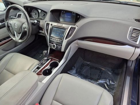 Used 2016 Acura TLX FWD image 19