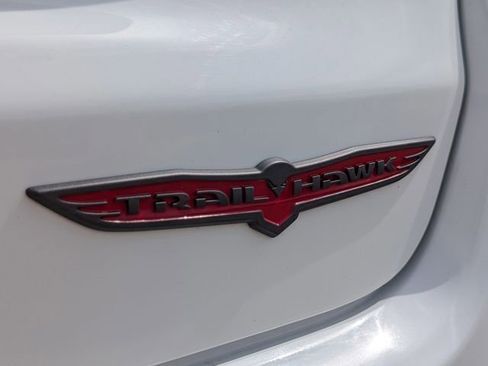 Used 2024 Jeep Compass Trailhawk AWD/4WD image 14