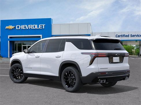 New 2026 Chevrolet Traverse LT w/ Midnight/Sport Edition image 3