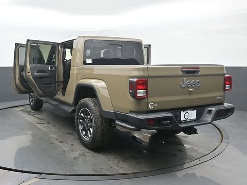 Used 2020 Jeep Gladiator Overland w/ Popular Equipment Package image 56