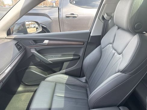 Used 2024 Audi Q5 2.0T Premium image 20