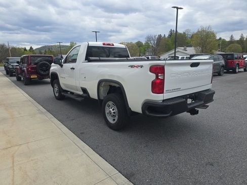 Used 2025 Chevrolet Silverado 2500 W/T w/ WT Convenience Package AWD/4WD image 4