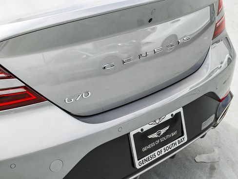 Used 2026 Genesis G70 2.5T Prestige RWD image 7