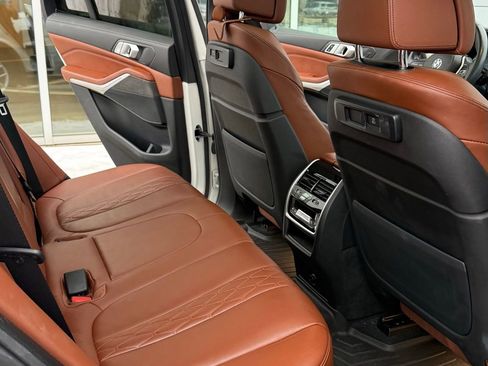 Used 2022 BMW X5 xDrive40i w/ Premium Package image 24