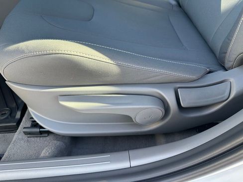 New 2026 Hyundai Elantra SEL Sport image 12