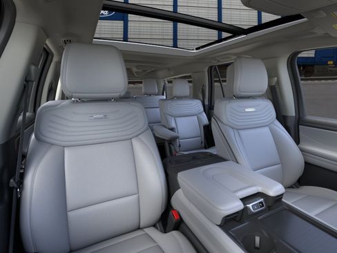 New 2026 Ford Expedition Max Platinum AWD/4WD image 10
