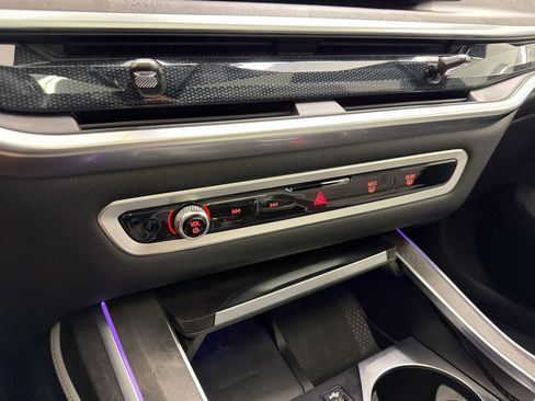 Certified 2024 BMW X7 xDrive40i AWD/4WD image 19