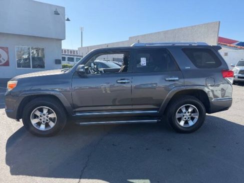 Used 2012 Toyota 4Runner SR5 RWD image 6