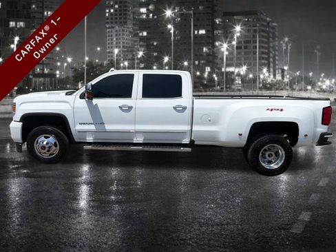 Used 2019 GMC Sierra 3500 Denali w/ Duramax Plus Package AWD/4WD image 3