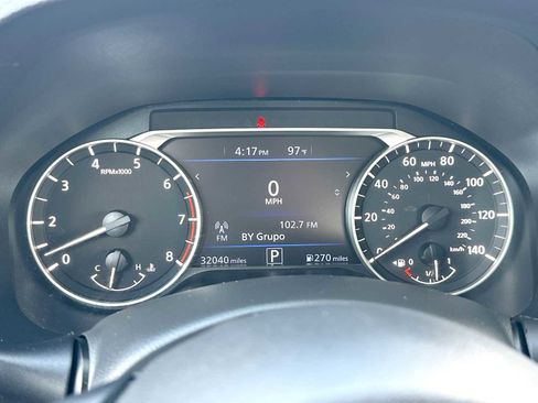 Used 2025 Nissan Altima 2.5 SV FWD image 19