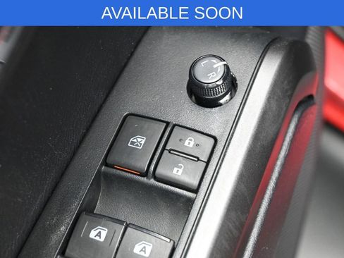 Used 2020 Toyota Tacoma TRD Off-Road image 12