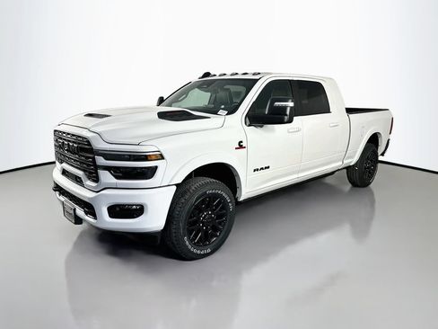 New 2026 RAM 2500 Limited AWD/4WD image 3