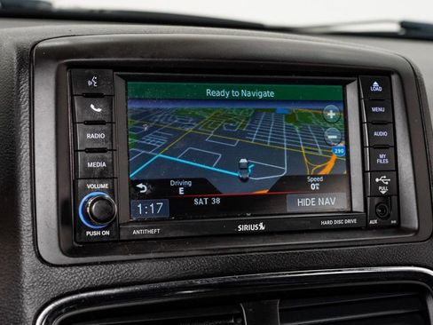 Used 2017 Dodge Grand Caravan GT image 13