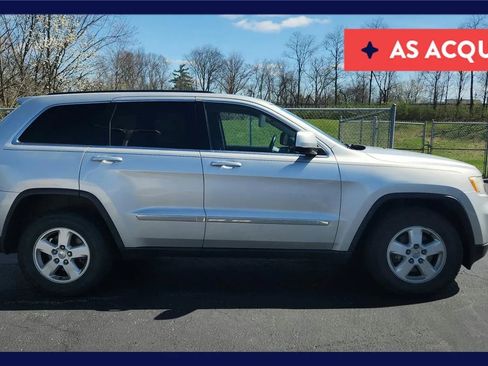 Used 2012 Jeep Grand Cherokee Laredo image 1