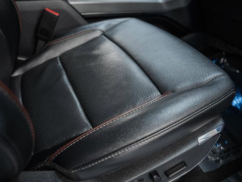 Used 2022 Ford F150 Lariat image 41